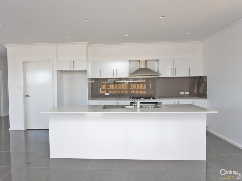 15 Village Grove, Caves Beach NSW 2281