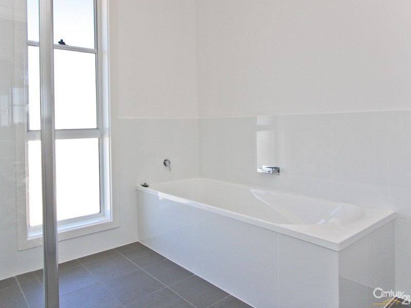 15 Village Grove, Caves Beach NSW 2281