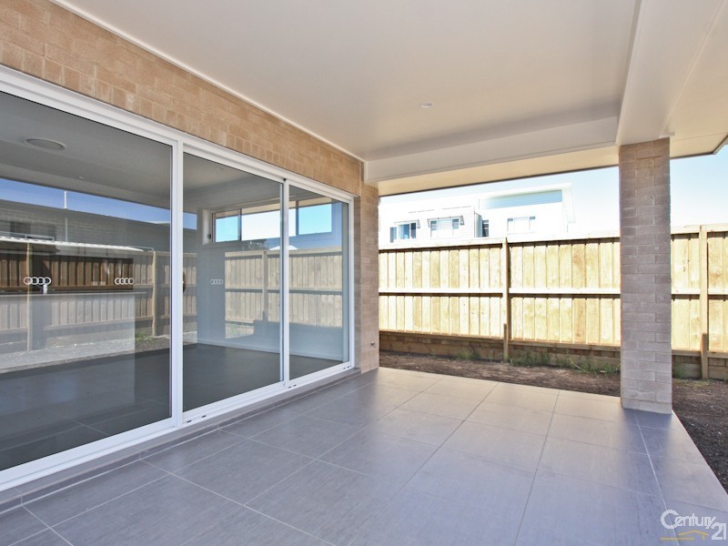 15 Village Grove, Caves Beach NSW 2281