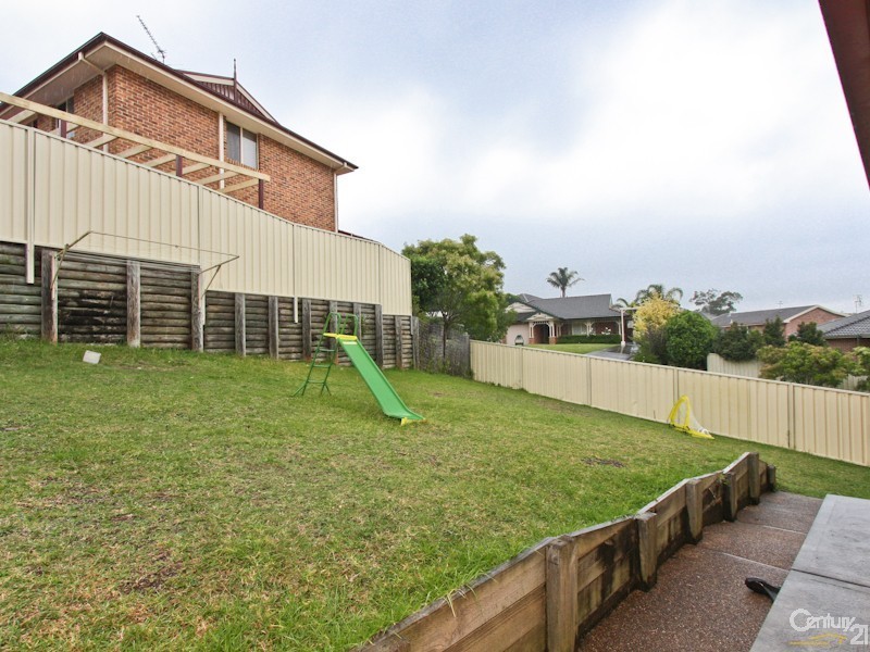 1 Chardonnay Court, Eleebana NSW 2282