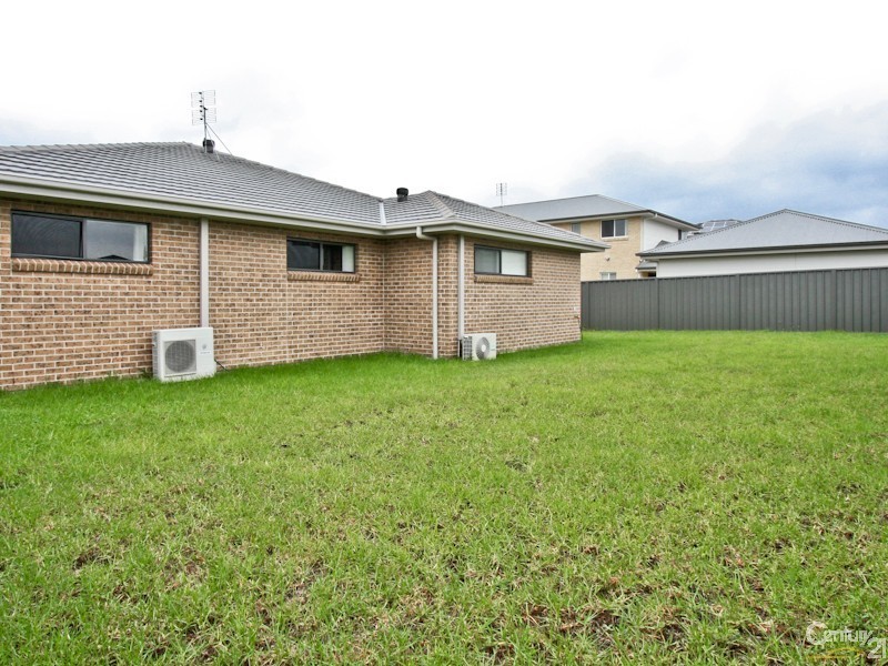 9 John Fallins Close, Belmont North NSW 2280