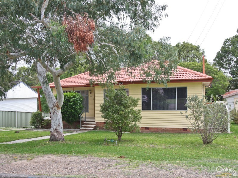 25 Lurnea Cresent, Valentine NSW 2280