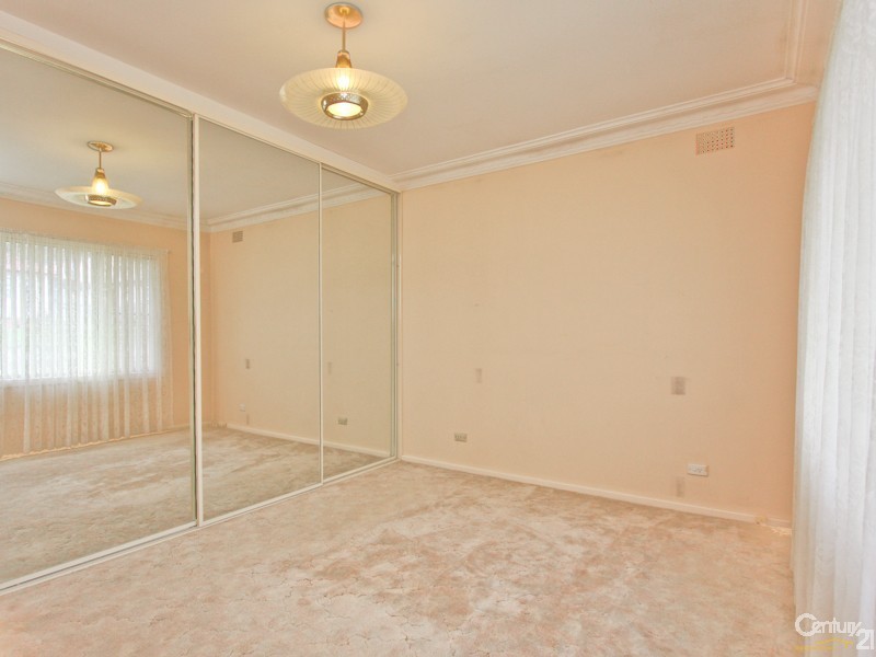 25 Lurnea Cresent, Valentine NSW 2280