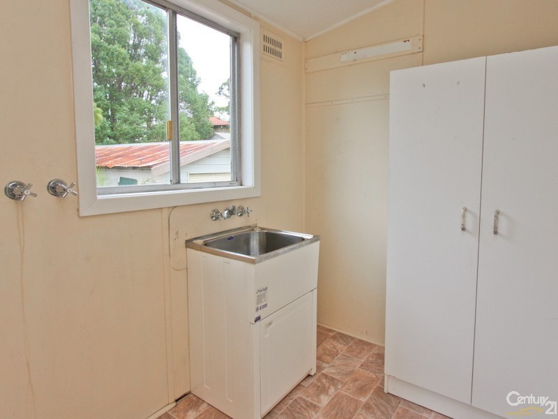 25 Lurnea Cresent, Valentine NSW 2280