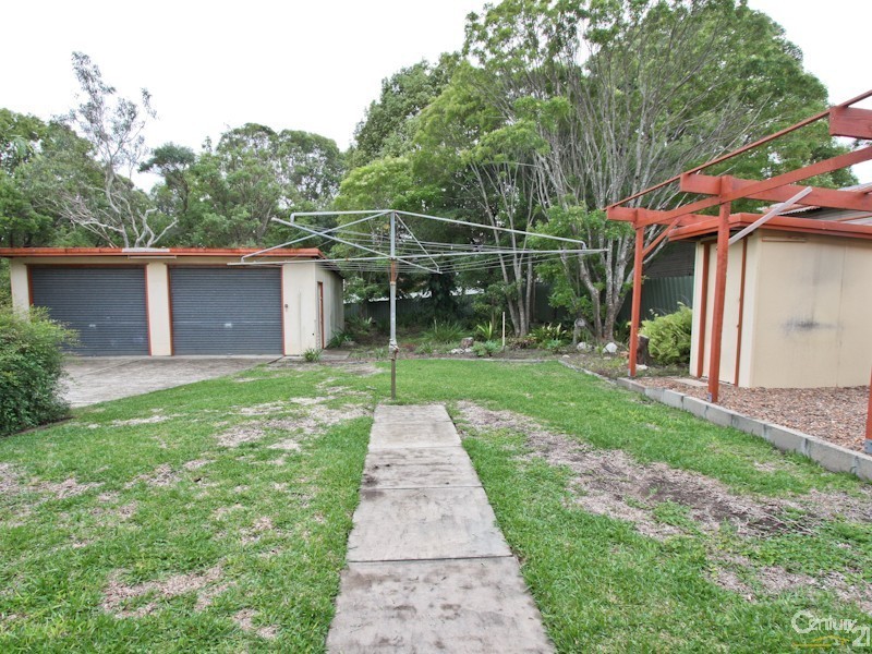 25 Lurnea Cresent, Valentine NSW 2280