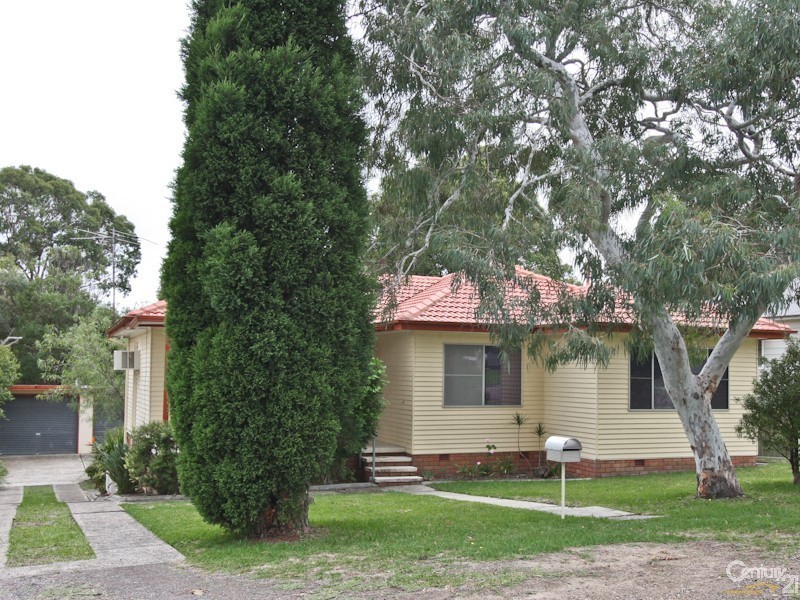 25 Lurnea Cresent, Valentine NSW 2280