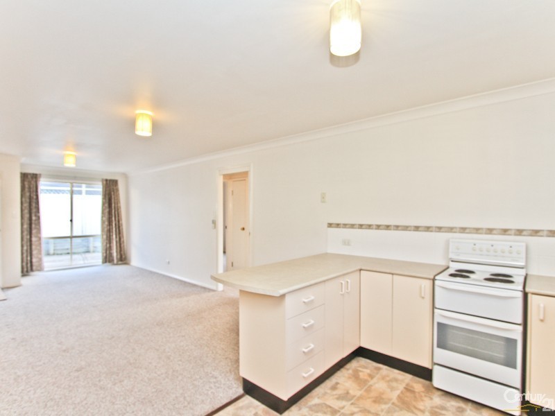 1/6 Florina Close, Cardiff South NSW 2285