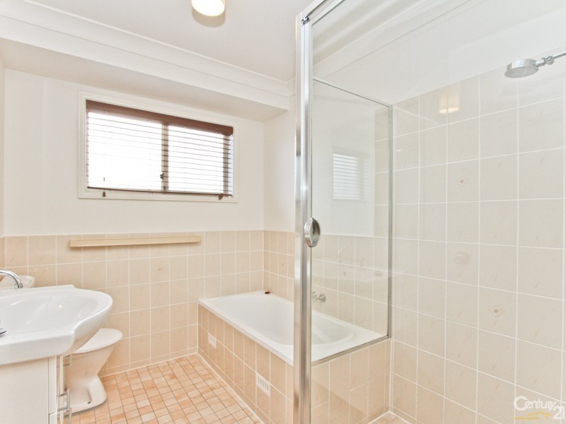 1/6 Florina Close, Cardiff South NSW 2285