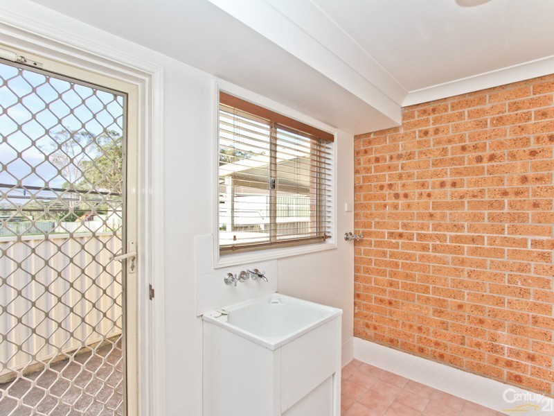 1/6 Florina Close, Cardiff South NSW 2285