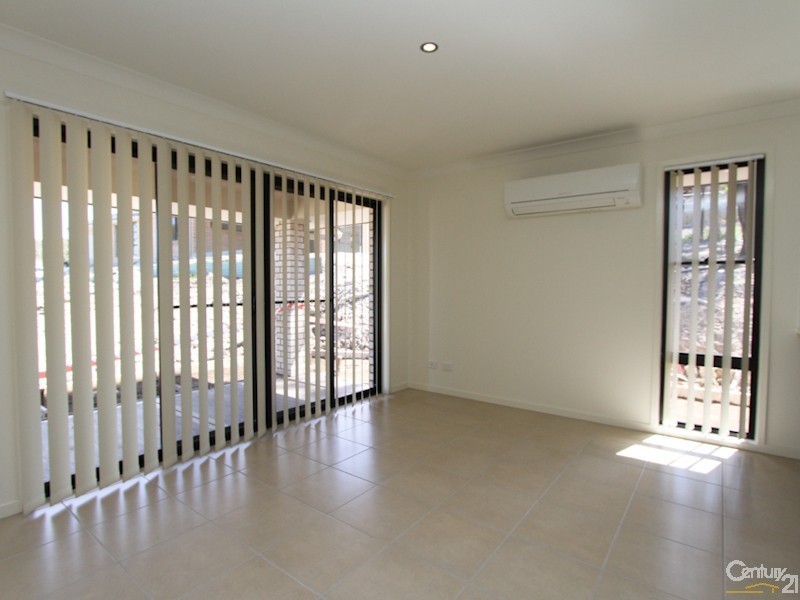 21 Nithsdle Street, Cameron Park NSW 2285