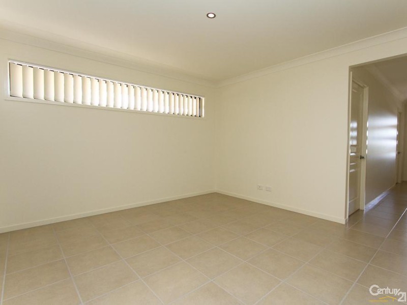 21 Nithsdle Street, Cameron Park NSW 2285