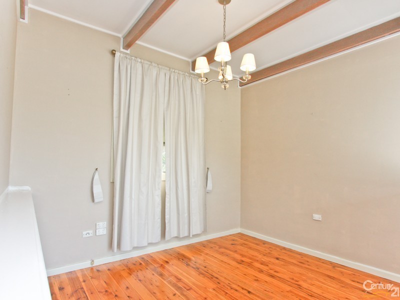 1 Harkins Street, Eleebana NSW 2282