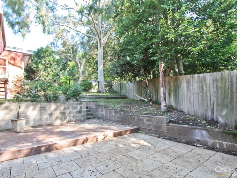 1 Harkins Street, Eleebana NSW 2282