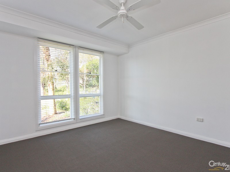 1 Harkins Street, Eleebana NSW 2282