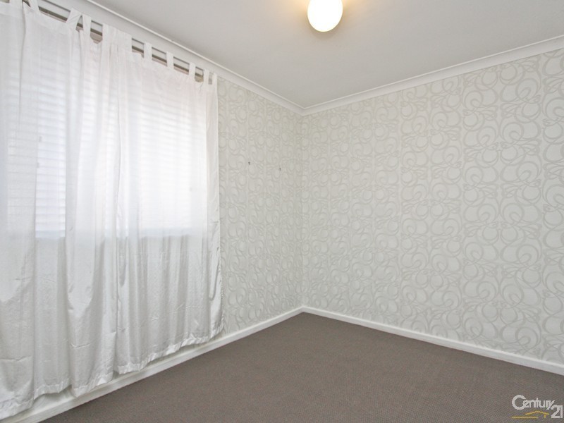 1 Harkins Street, Eleebana NSW 2282