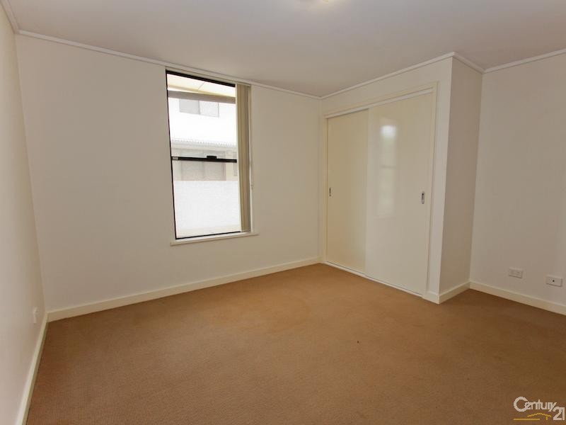 4/7 Howard, Warners Bay NSW 2282