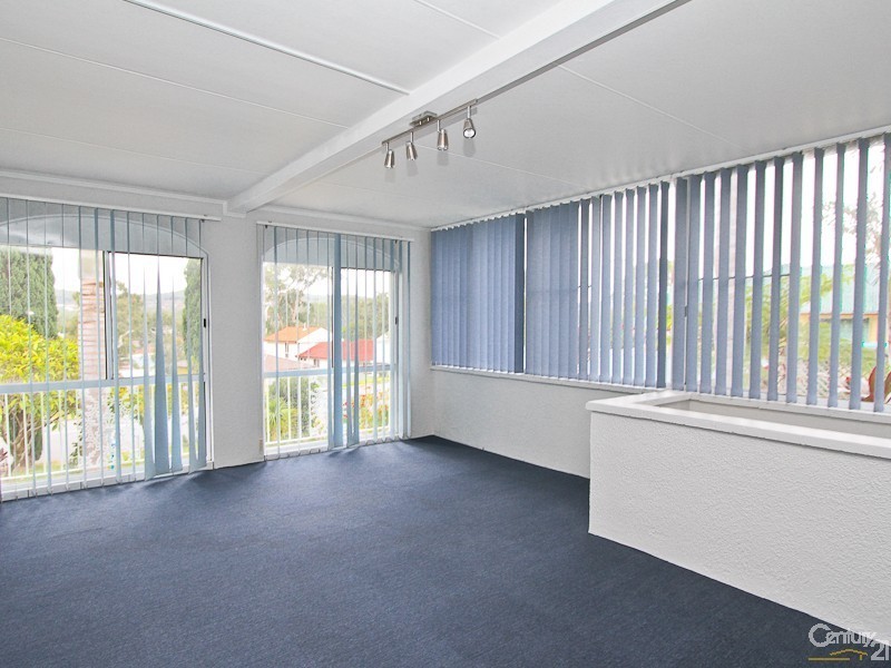 26 Tallawalla Road, Valentine NSW 2280