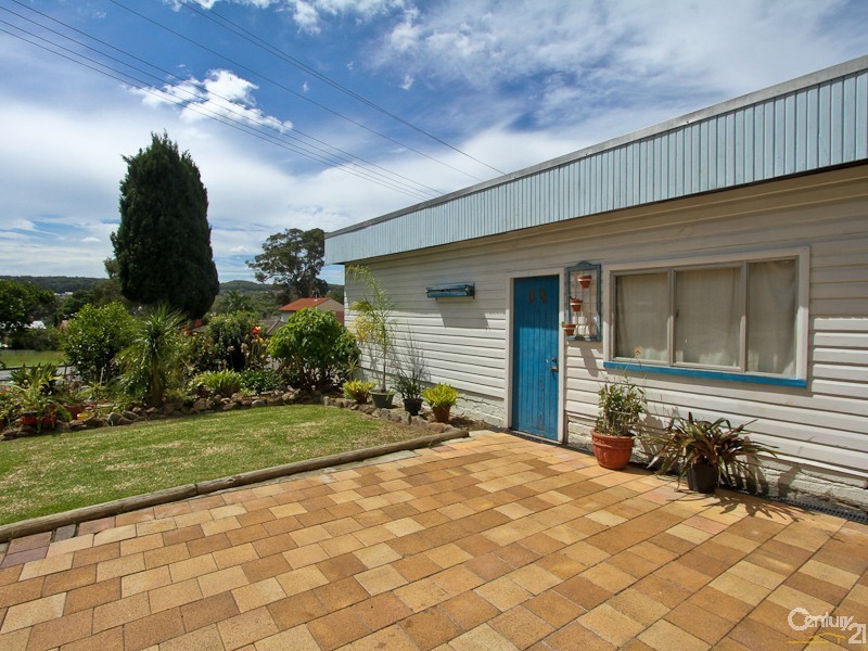 26 Tallawalla Road, Valentine NSW 2280