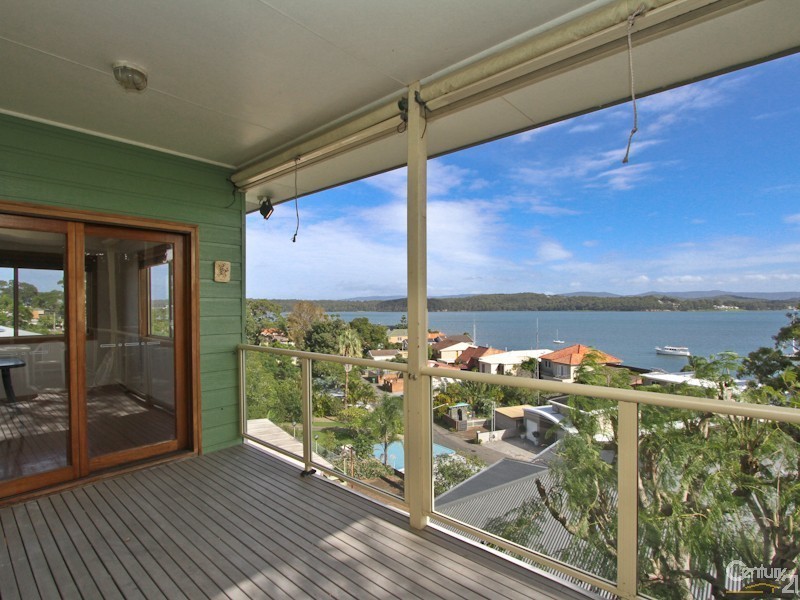 1 Eleebana, Eleebana NSW 2282