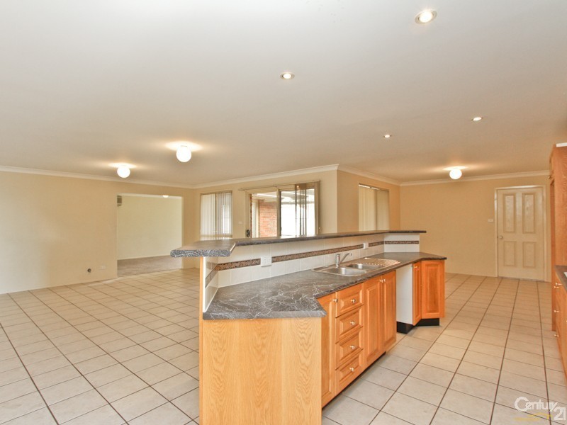 6  Karong Avenue, Maryland NSW 2287