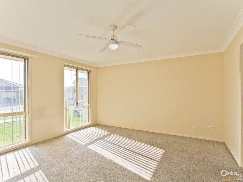 6  Karong Avenue, Maryland NSW 2287