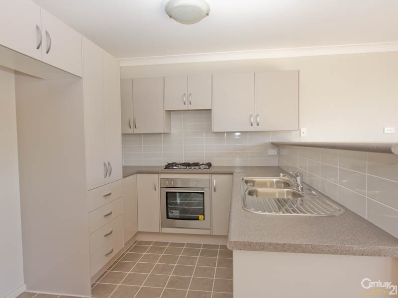 35 Harmony Crescent, Mount Hutton NSW 2290