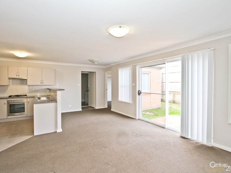 35 Harmony Crescent, Mount Hutton NSW 2290