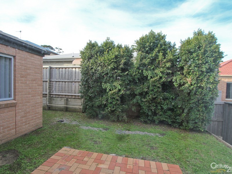 35 Harmony Crescent, Mount Hutton NSW 2290