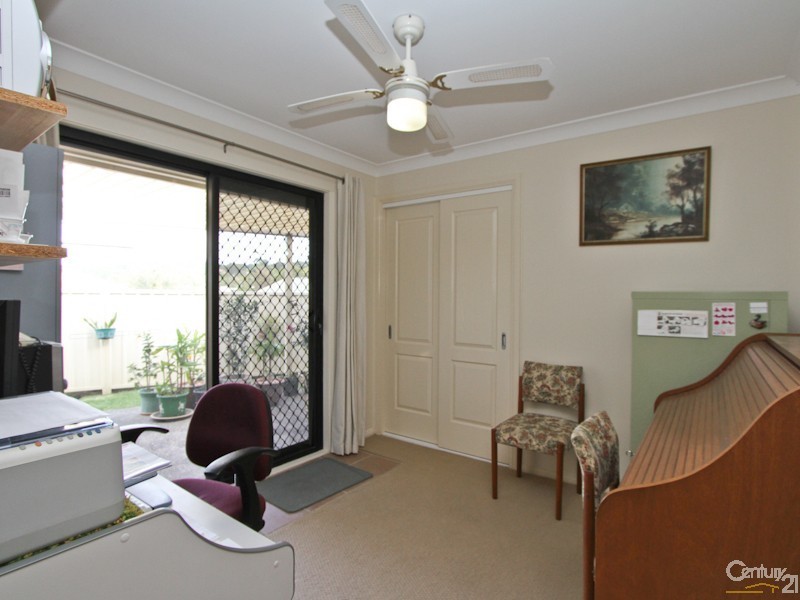 1/6 Melroy Drive, Mount Hutton NSW 2290