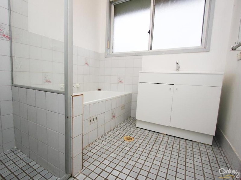 7 Suffolk Drive, Valentine NSW 2280