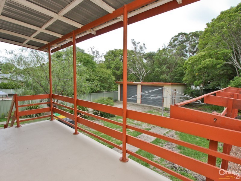 25 Lurnea Cresent, Valentine NSW 2280