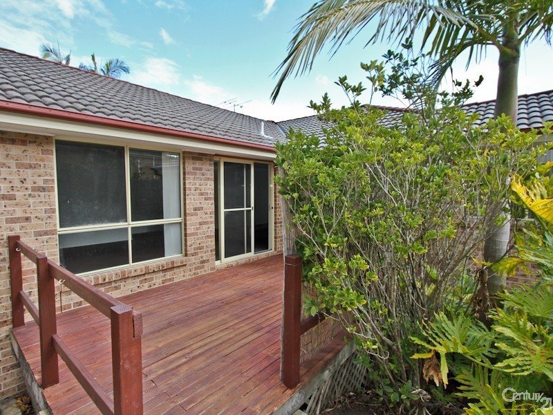 5 Kerrigan Close, Eleebana NSW 2282