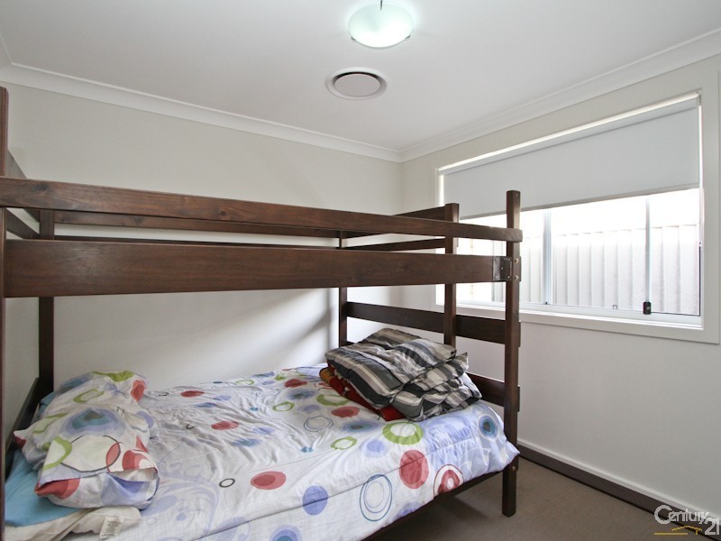 2 John Fallins Close, Belmont North NSW 2280