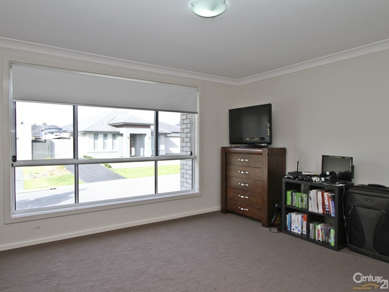 2 John Fallins Close, Belmont North NSW 2280