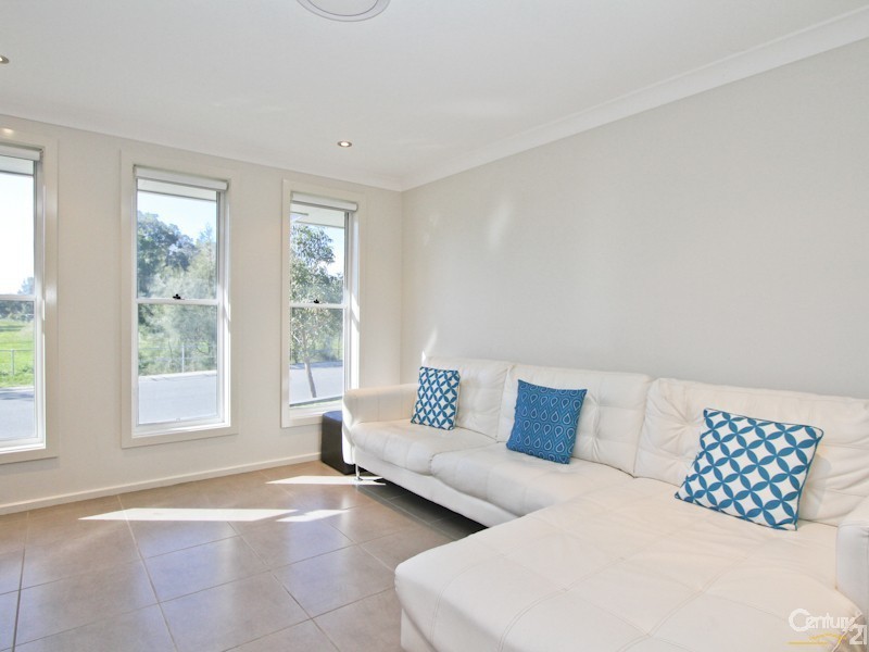 32 John Darling Avenue, Belmont North NSW 2280