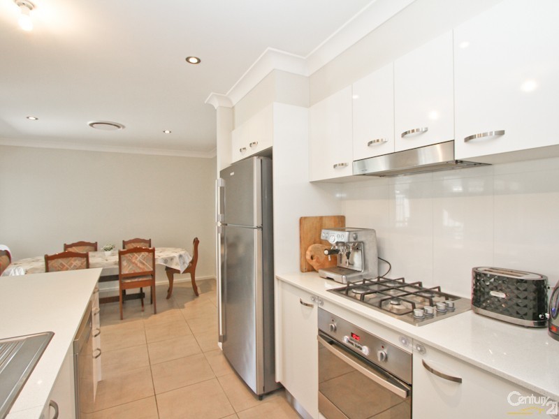 32 John Darling Avenue, Belmont North NSW 2280