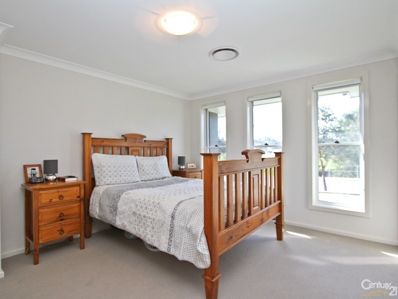 32 John Darling Avenue, Belmont North NSW 2280