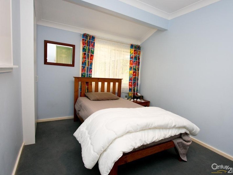 34 Allambee Place, Valentine NSW 2280