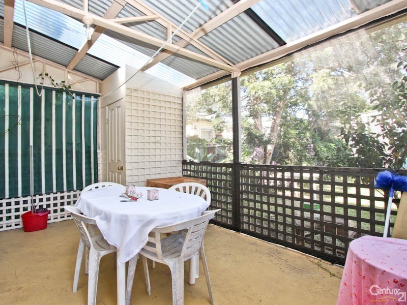 14 High Street, Belmont NSW 2280