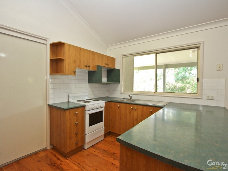 12 Ridgewood Crescent, Eleebana NSW 2282
