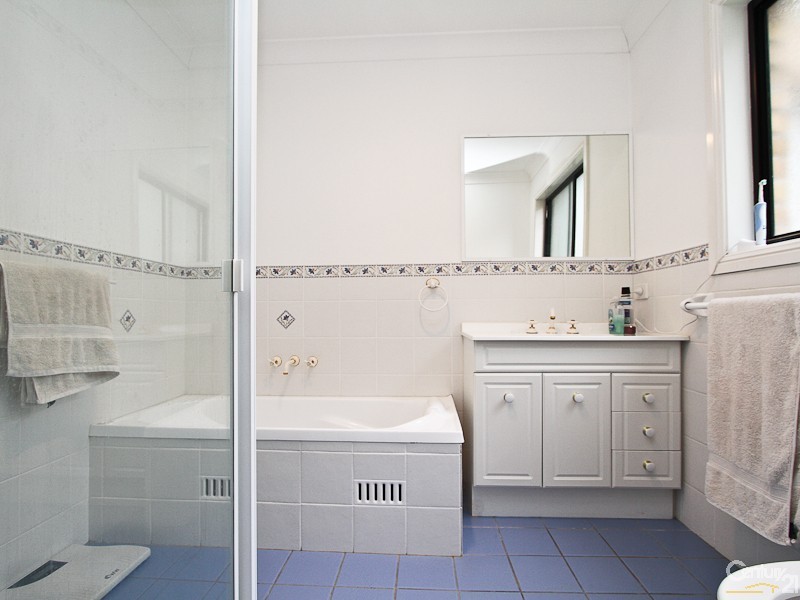 30A Berringar Road, Valentine NSW 2280