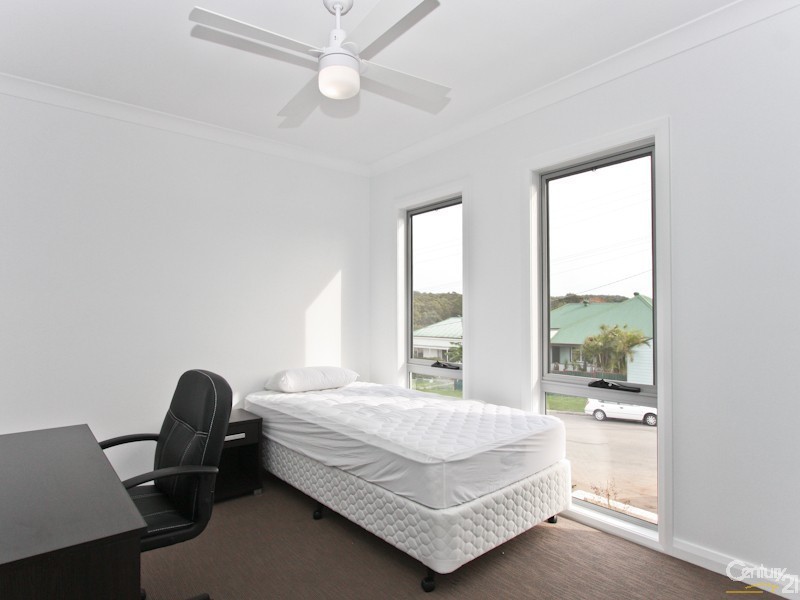 2/10 Steel Street, Jesmond NSW 2299