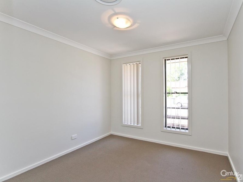 1/16 St Johns Drive, Croudace Bay NSW 2280