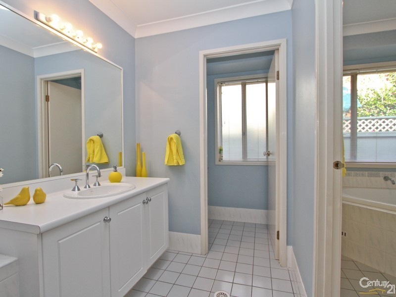 22 Gymea Drive, Garden Suburb NSW 2289