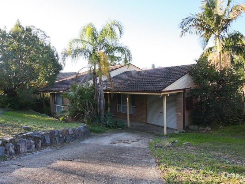 7 Suffolk Drive, Valentine NSW 2280