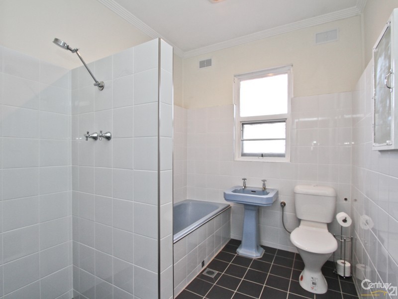562 Glebe Road, Adamstown NSW 2289