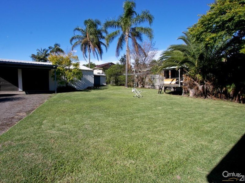 34 Allambee Place, Valentine NSW 2280