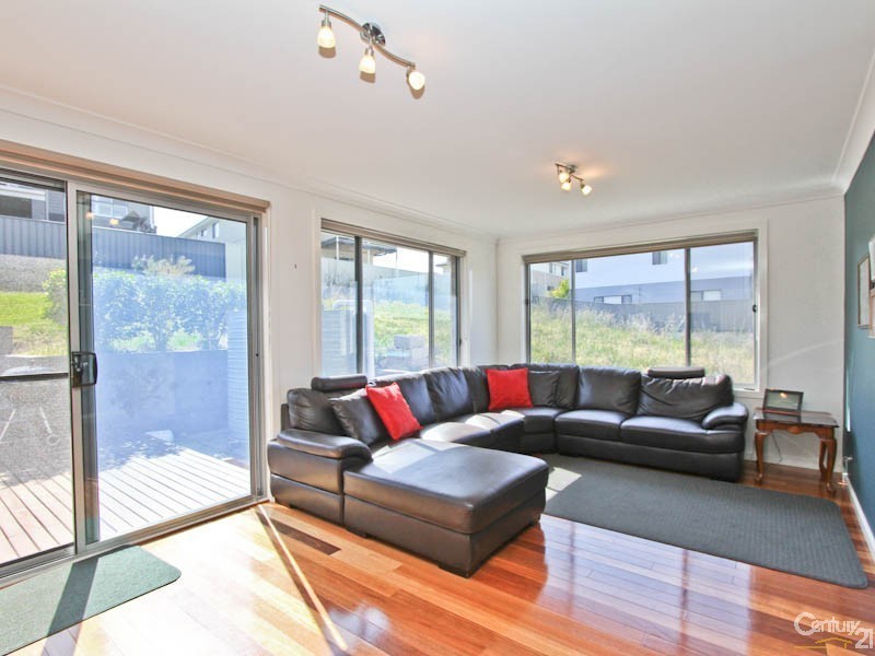 16 The Hill, Valentine NSW 2280