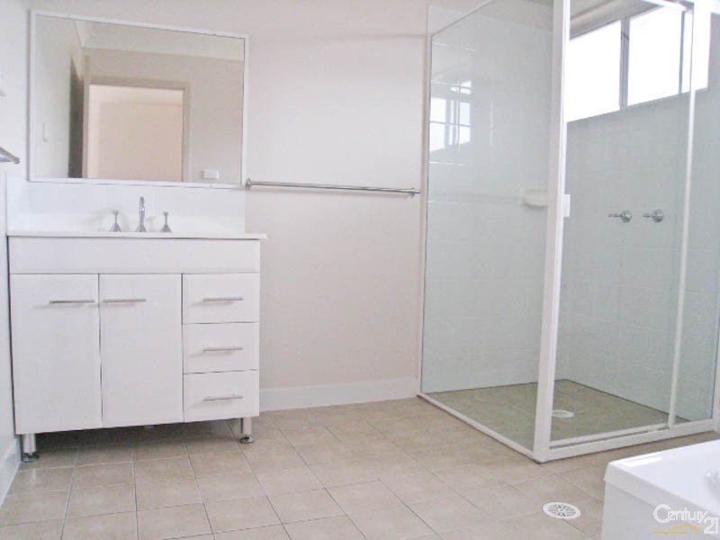 2 Koombool Avenue, Maryland NSW 2287