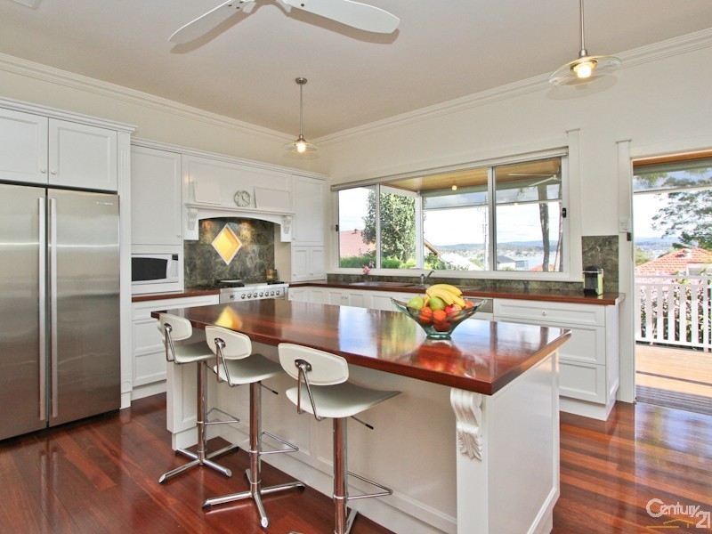 8 Speers Street, Speers Point NSW 2284